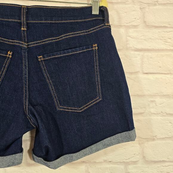 M Old Navy Women Mid-Rise Wow Dark Blue Jean Denim Shorts NWT Size 2 Rolled Hem - Picture 6 of 8